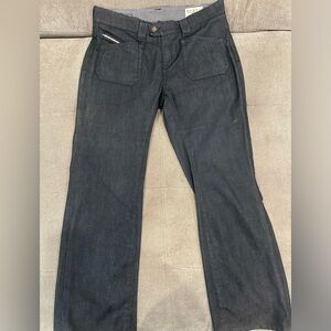 Diesel "Fluzi" Dark Denim Wide Leg
Flare Jeans Size 29 x 32 women’s EUC